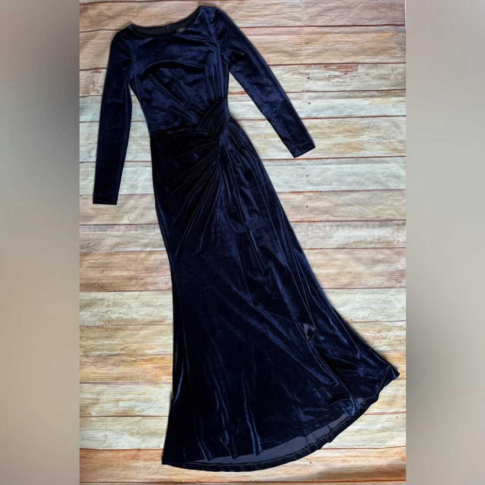 Vince Camuto Velvet Long Sleeve Ruched Formal Gown Dress Side Slit Navy Size 4 - Picture 5 of 10